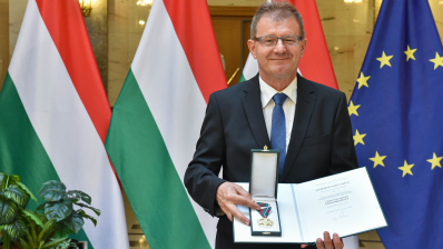 Zsolt magyar arany érdemkereszt vezérkép2